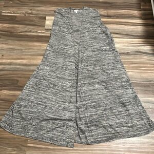 Lularoe Joy longline vest in black and grey marled knit size XL NWOT
